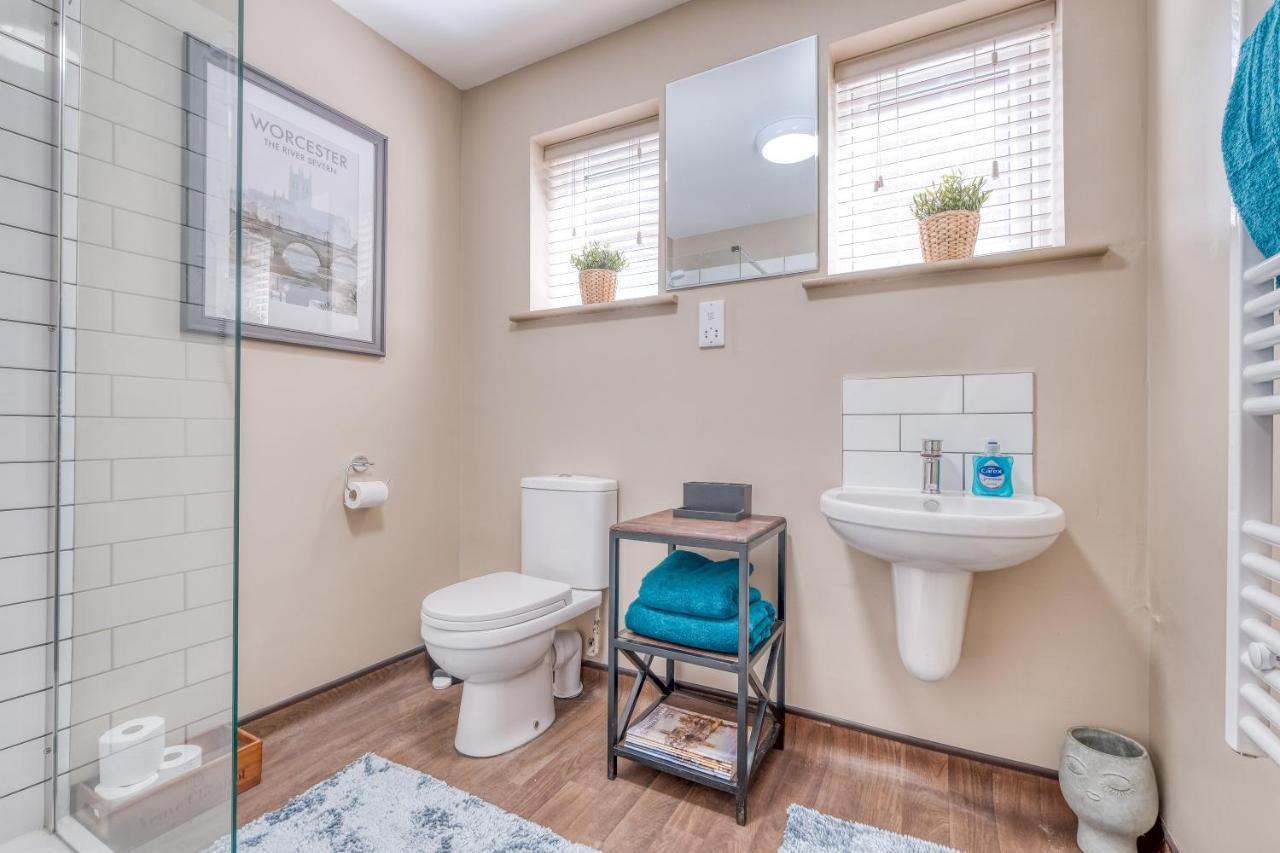 Gorgeous 1-Bed City Apartment, Sleeps 4 Worcester Zewnętrze zdjęcie